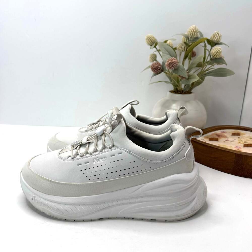 Clove Forte 2 Nursing Sneaker Healthcare Brilliant White Women 9.5/Men 8